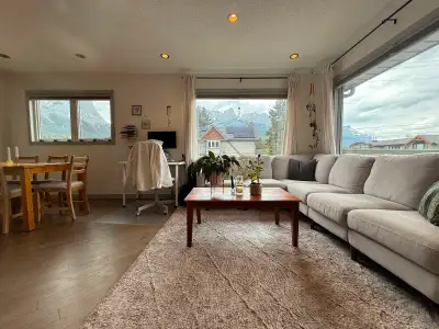 Room for Rent - Canmore