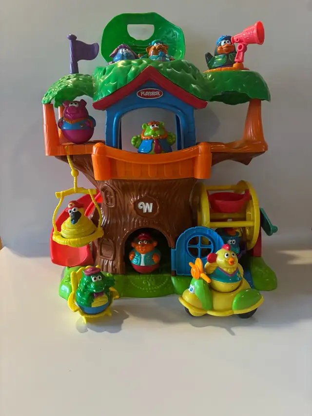 Hasbro Playskool Weeble Treehouse