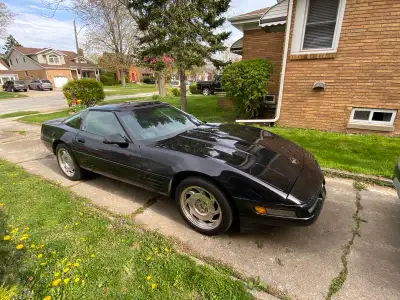 92 Chev Corvette. 5.7L 6Speed Manual Transmission. 180,000 Kms. Text 519-965-5188 for quick response