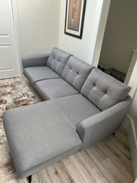 Grey Modern Sectional Sofa, Perfect for Home or Apartment.