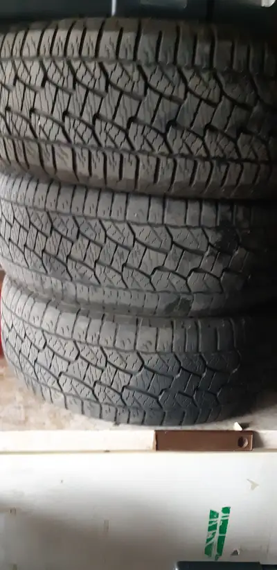 Selling set of 4 Hankook Dyna Pro ATM tires 3 tires has 70% tread life and 1 tire had 90% tread life...