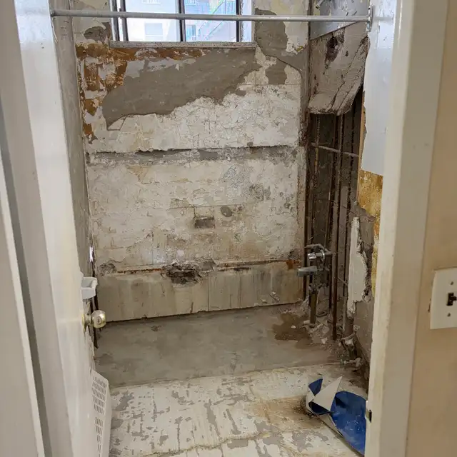 Demolition, Demolition 581930445030696961