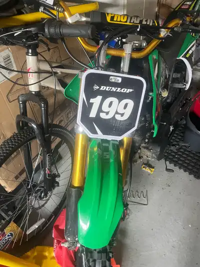 150 CC Evoque dirtbike 1 year, barely used