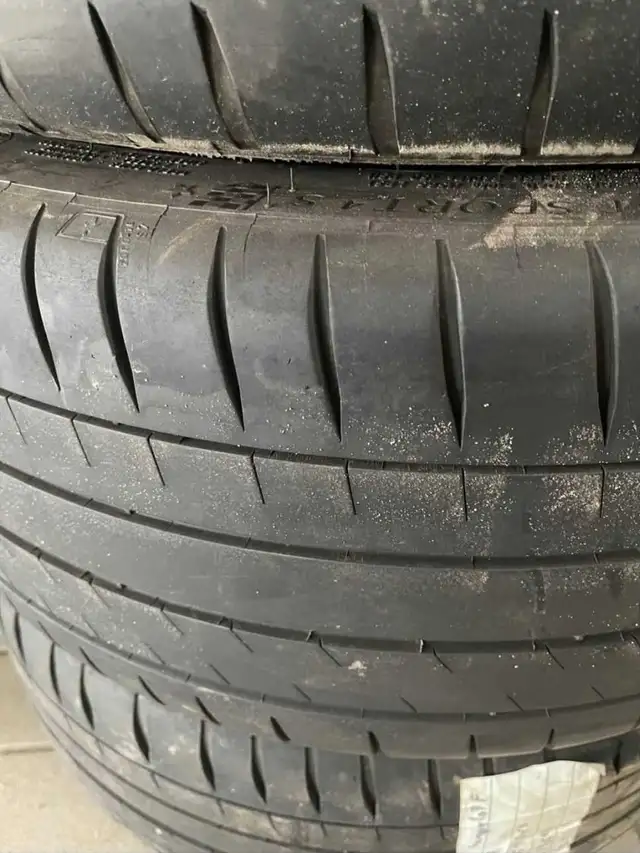 19 Inches BMW OEM rims with 255/35R19 Performance tires in Tires & Rims in Edmonton - Image 6