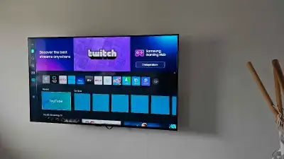 Samsung 50' Smart TV, View more