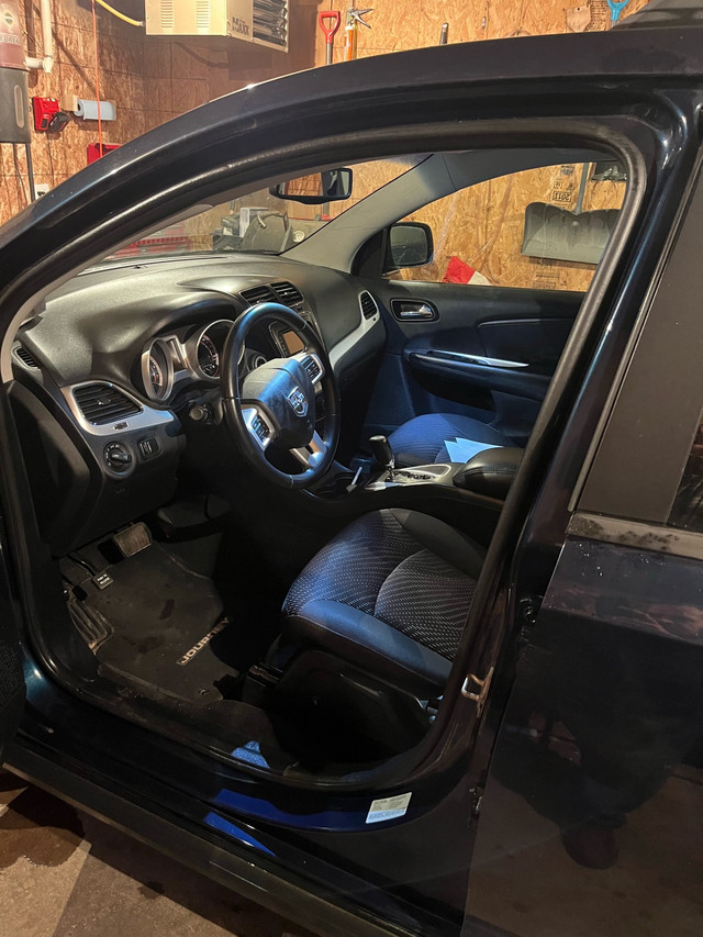  Dodge Journey for sale  7000. Best offer in Cars & Trucks in Strathcona County - Image 4