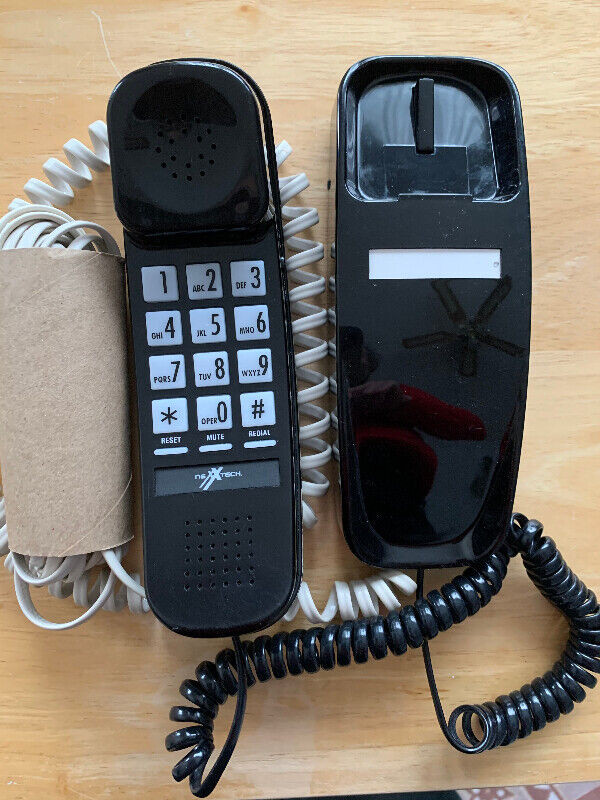 Phone : Landline : Black : As Shown in Home Phones & Answering Machines in Cambridge - Image 2