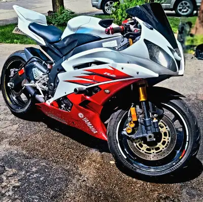 2007 Yamaha R6 – Custom Look – Clean Title – Delivery Available Selling my 2007 Yamaha R6 – mechanic...