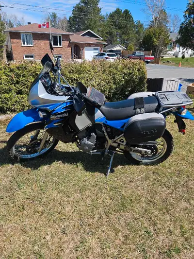 2008 KAWASAKI KLR650 with saddle bags glove bag on the gas tank brand new tires Excellent on and off...
