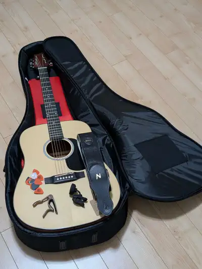 Denver Full-Size Acoustic Guitar + Padded Bag + Tuner + Leather, View more
