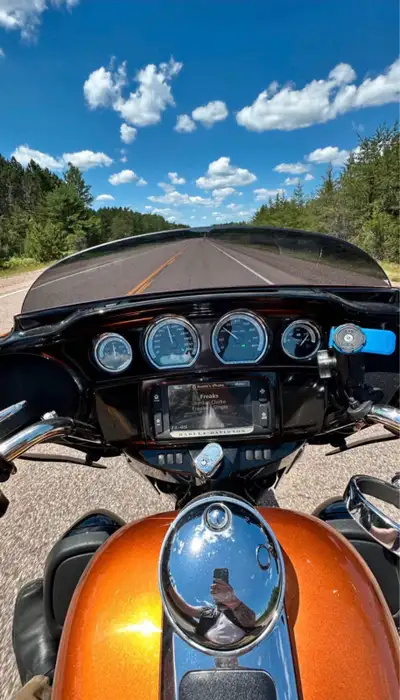 2014 Harley Ultra Limited for sale. Well maintained, great working order, new white wall tires, navi...