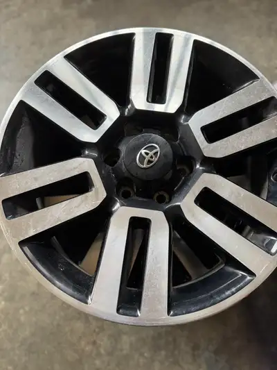 Genuine OEM wheels from a 2020 Toyota 4Runner Limited. Purchased as an extra set, mounted for one se...