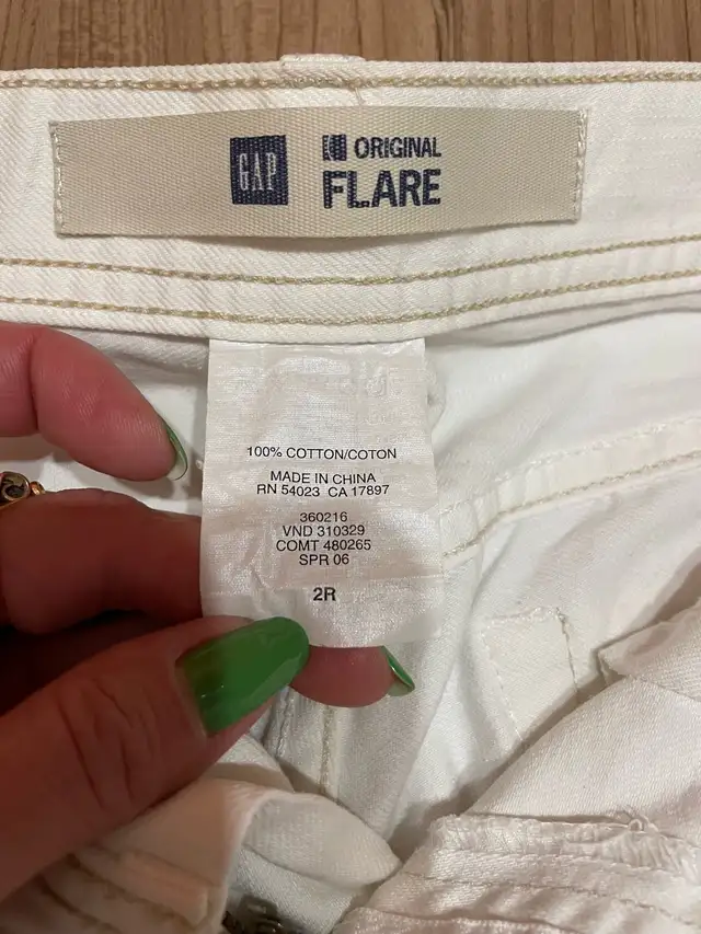 Gap Flare Jeans in Women's - Bottoms in London - Image 3