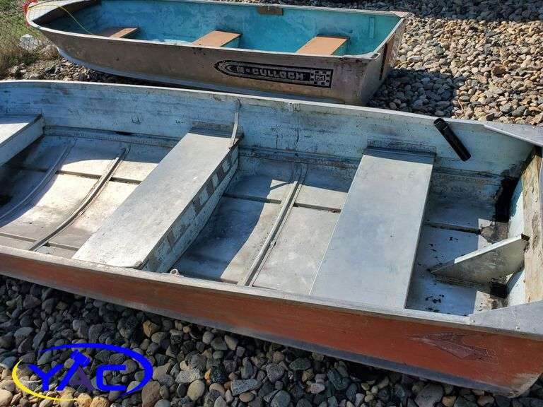 12 Ft Aluminum boat with oars Canoes, Kayaks & Paddles Calgary Kijiji