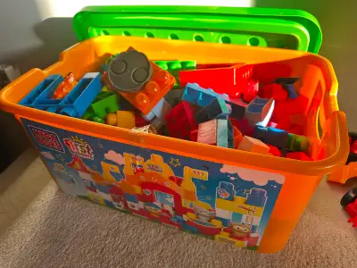 Mega Bloks First Builders Set, View more