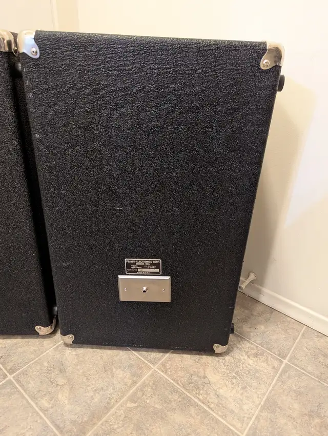 Peavey Stage Monitors Dual 10" Woofers 70 Watts 16 Ohms 1980's in Stereo Systems & Home Theatre in Red Deer - Image 9