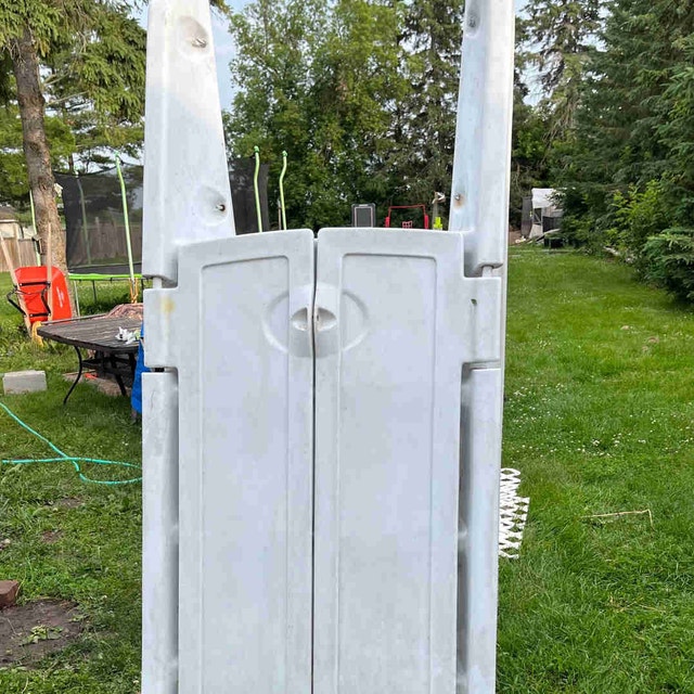 Lockable AFrame Pool Ladder Hot Tubs & Pools Ottawa Kijiji