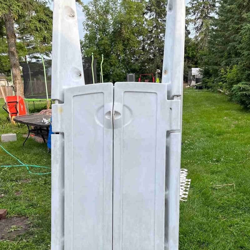 Lockable AFrame Pool Ladder Hot Tubs & Pools Ottawa Kijiji