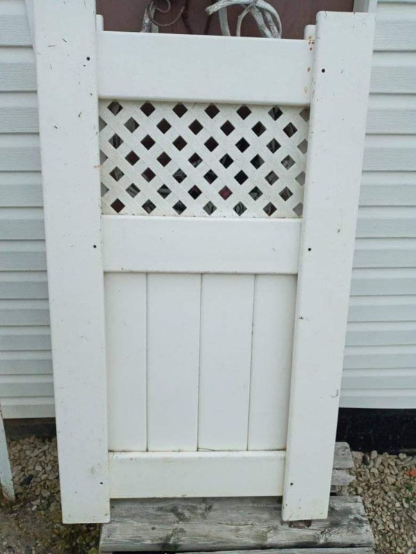 Vinyl Gate in Decks & Fences in Windsor Region - Image 2