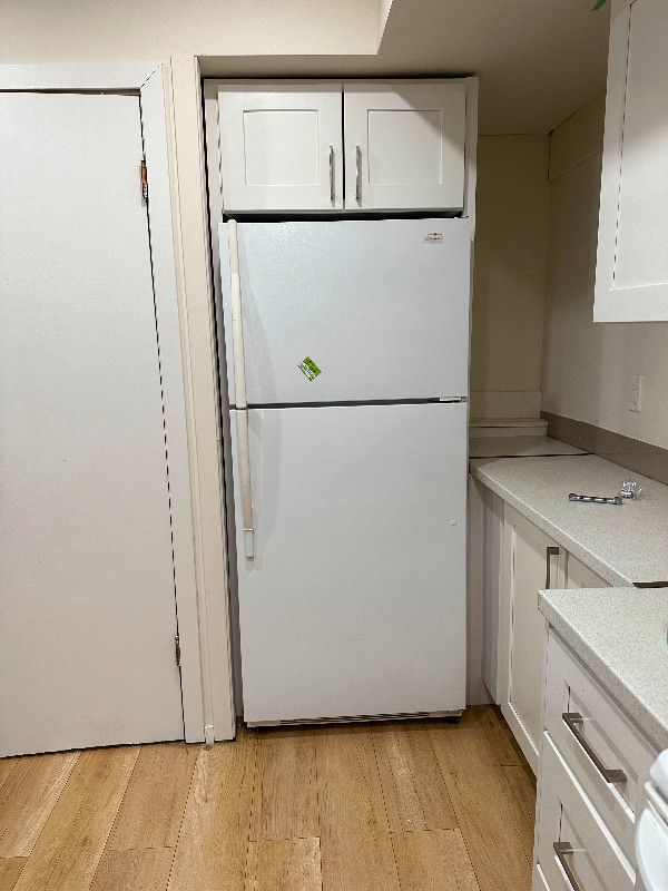 Full Suite of Kitchen Appliances-    Maytag Refrigerator in Refrigerators in Downtown-West End