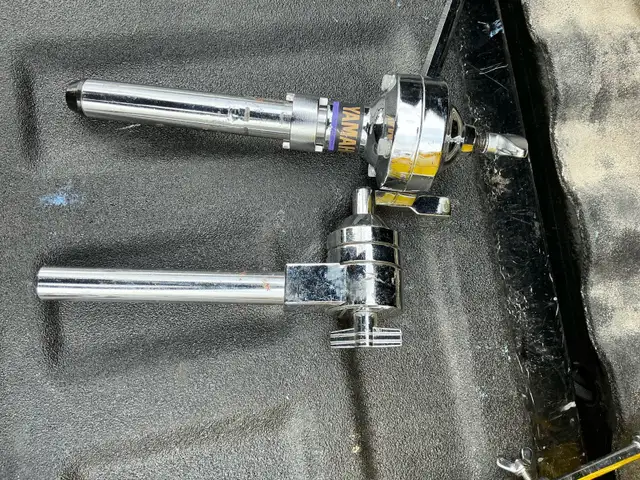 Tom arms - Pearl and Yahama64170261179522121