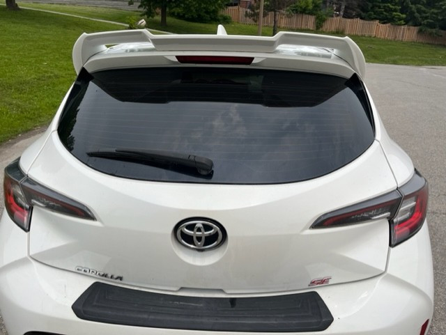 2019 Toyota Corolla SE Hatchback in Cars & Trucks in Oshawa / Durham Region - Image 4