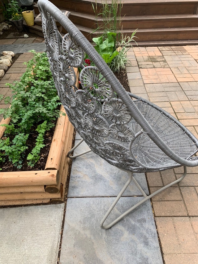 Unique chair ! Chairs & Recliners Saskatoon Kijiji