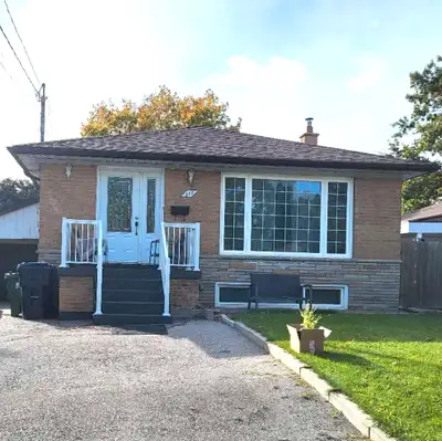 Warden/401-3bdrm+1br lower flr house