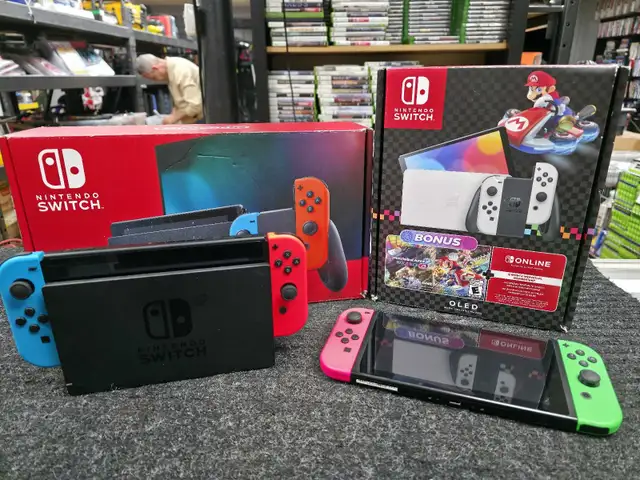 Nintendo Switch et Switch OLED in Nintendo Switch in Longueuil / South Shore - Image 2
