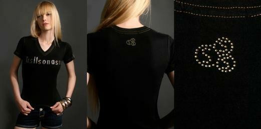 LIQUIDATION 75% OFF Ladies DESIGNER T-Shirt - Black V-Neck -#6D in Women's - Tops & Outerwear in Delta/Surrey/Langley