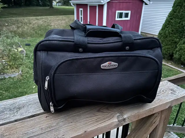 Ricardo Beverly Hills Travel Luggage Bag With Shoulder Strap