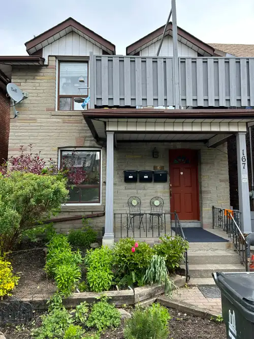 New reno, 1 bed & bath, grnd floor, central Toronto UTILITIES INCLUDED (except wifi & cable) Beautif...