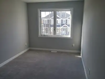 Rent: $2600/Month Welcome to this bright and beautifully maintained 3-bedroom, 2.5-bathroom executiv...