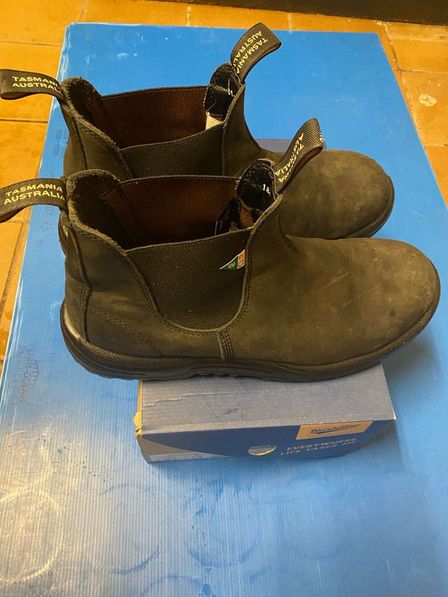 Blundstone safety boots in Men's Shoes in La Ronge - Image 2