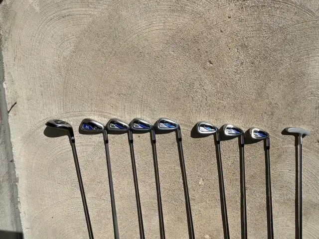 10 Piece Golf Club Set Right Handed in Golf in Guelph - Image 6