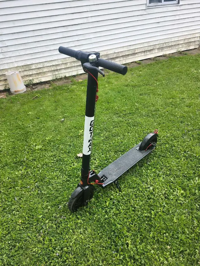 Escooter for sale 
628637359417631212