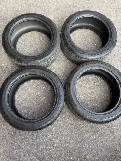 255/45R19XL Goodyear Eagle Sport All-Season Tires in Mint condition Only 12568km 255/45R19XL Goodyea...