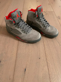 Air Jordan Retro 5 Men’s Size 11: Like New