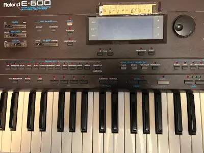 Roland GW-8 Work Station with Latin Collections, View more