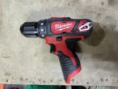 Milwaukee Tool M12 12V Lithium-Ion Cordless 3/8-inch Drill/Driver (Tool Only) Model # 2407-20 in exc...