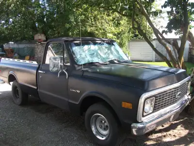 1971 chevy p/u 1/2 ton 350 w/3 on the tree power steering standard brakes lots of new parts where th...