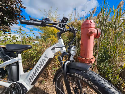 Himiway Zebra: The Ultimate All-Terrain Electric Fat Bike! Visit us at: www.zeusebikes.ca Available...
