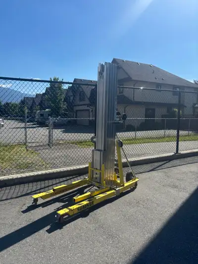 Sumner 2124 material lift , View more