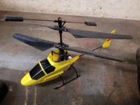 USED E-flite Blade MCX RC Helicopter with Extra Parts