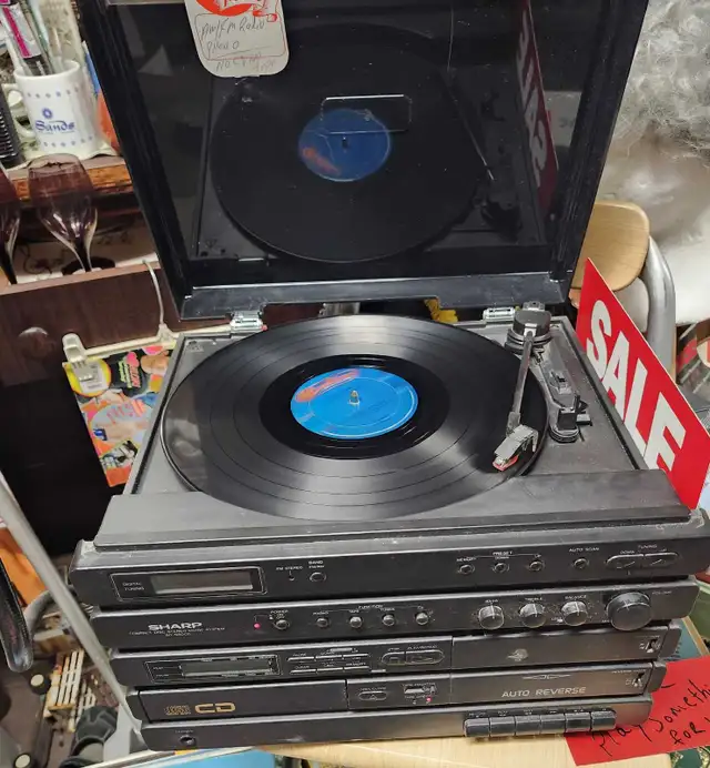 Sharp Music System in Stereo Systems & Home Theatre in Calgary - Image 2