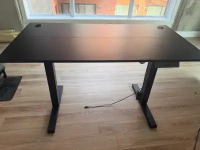 table bureau inclinable état 9/10, View more
