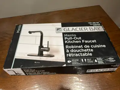 Glacier Bay Menlo Pull-Out Kitchen Faucet - Matte Black, View more