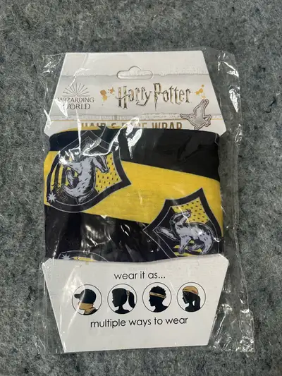 Harry Potter Hufflepuff Hair and Face Wrap, View more