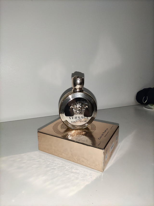 Perfume Versace Eros for women/Parfum Versace Eros pour femme dans Santé et besoins spéciaux  à Ville de Montréal - Image 4