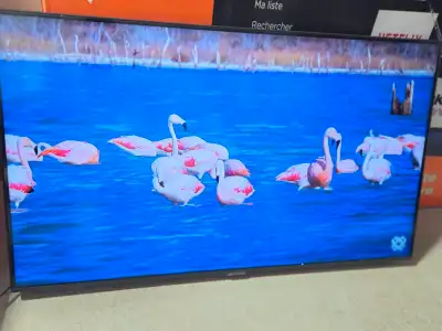 REDUCED DO NOT WASTE OUR TIME WITH OFFERS! Works perfectly amazing 43 inch Samsung 4k Crystal UHD sm...